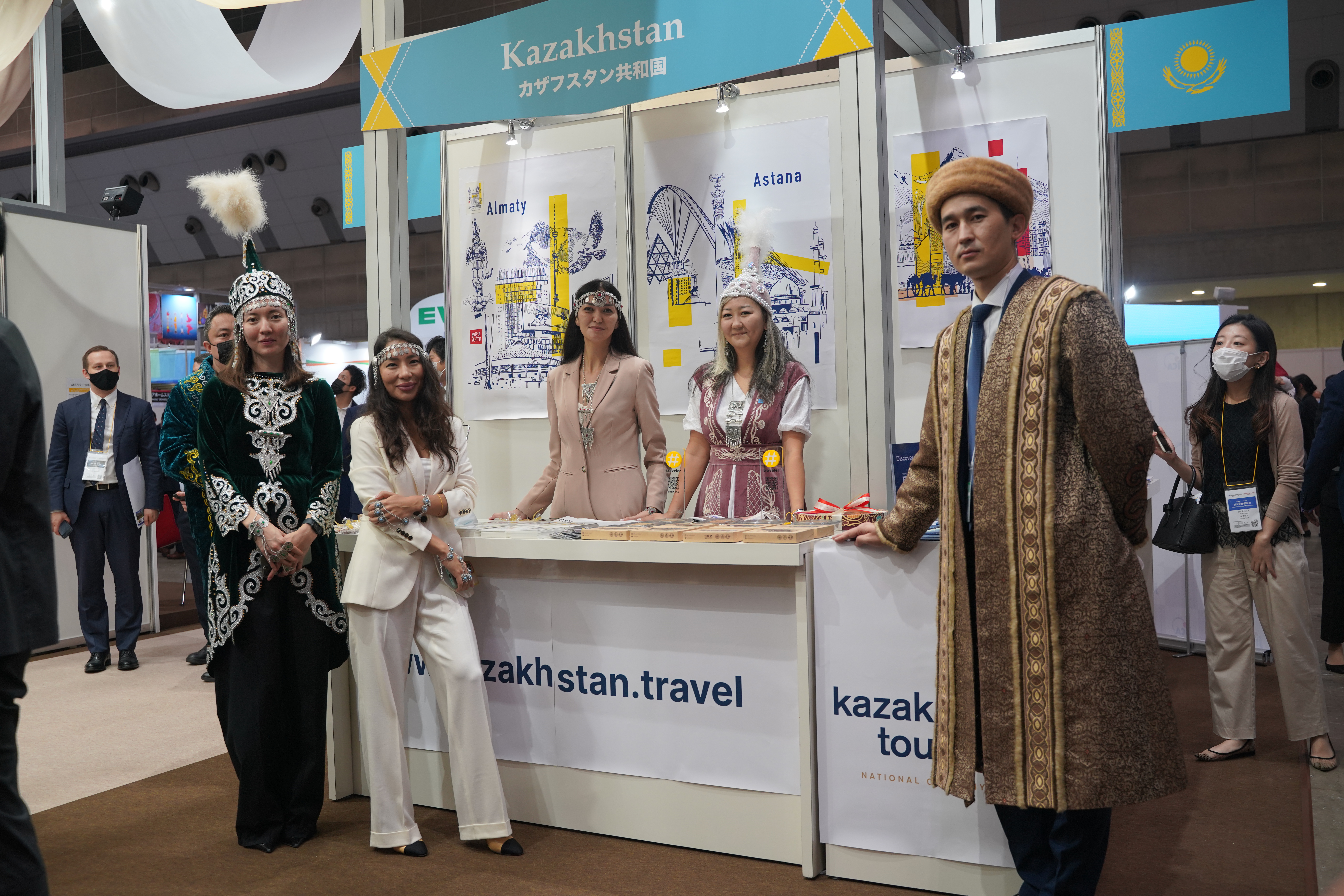 «Bizderde mynadaı bar, mynadaı bar»