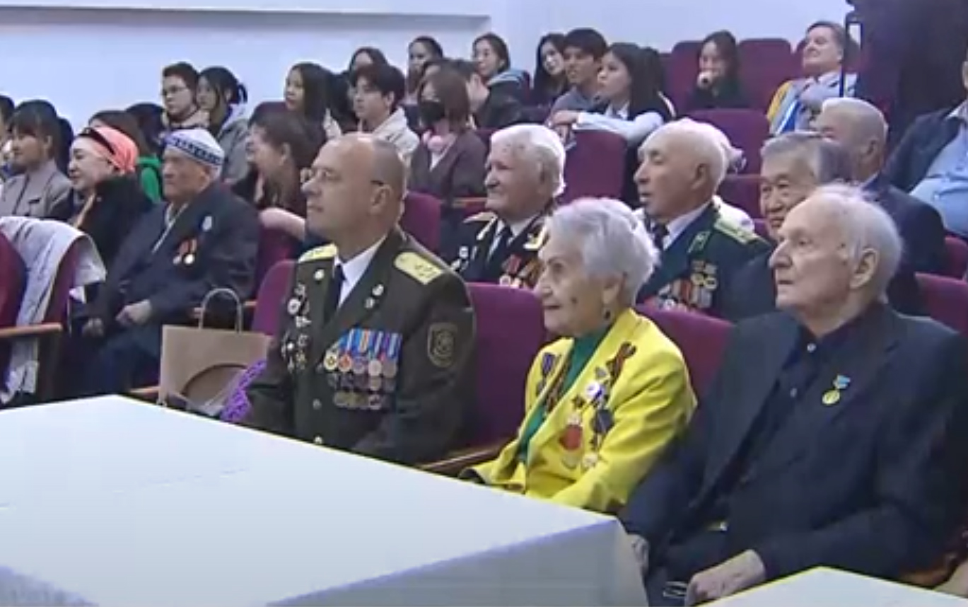 Ardagerlerdiń mızam shýaq keshi