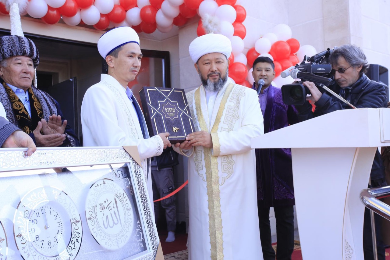 Kóktal – meshitimen mártebeli