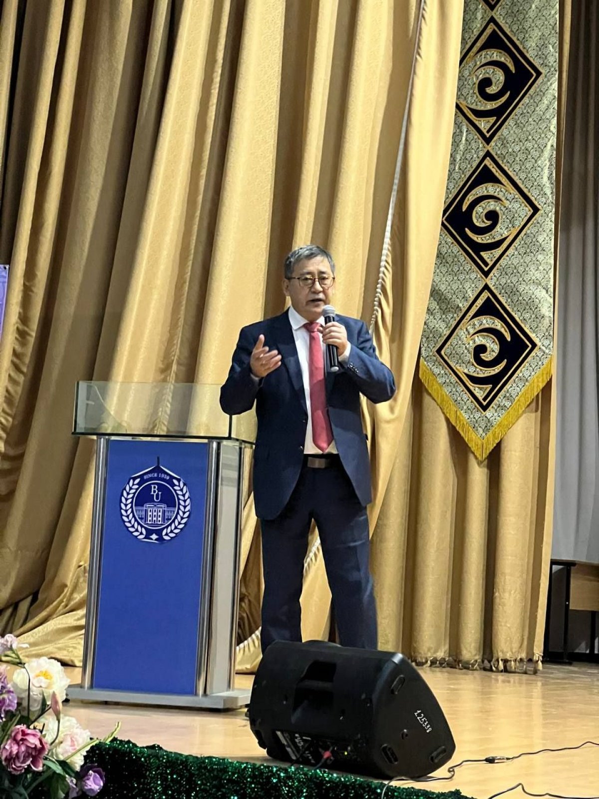 Laıyqty ómir – laıyqty jalaqy