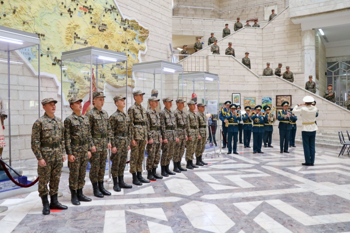 Mýzeıdegi maǵynaly bir kún