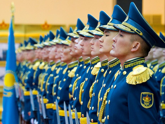 «Jas búrkittiń» mereıi