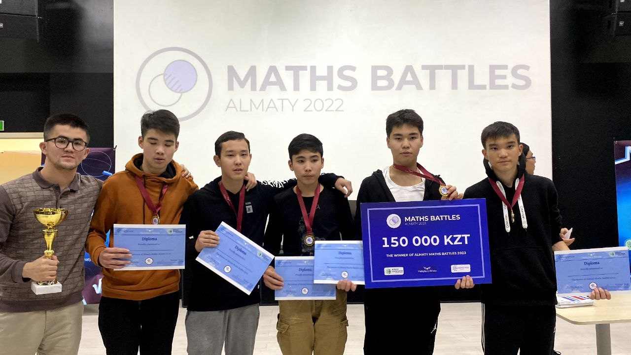 Matematıkter týrnıri márege jetti