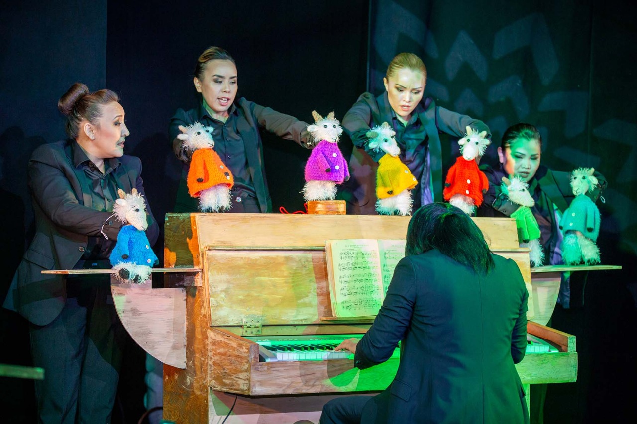 Qýyrshaq teatryndaǵy qýanysh