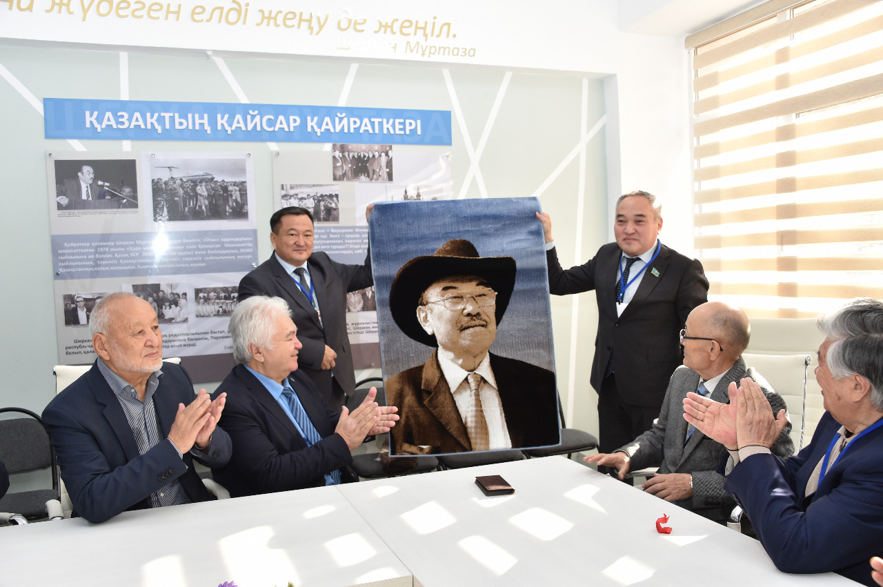 QazUÝ-da Sherhan Murtaza atyndaǵy aýdıtorııa ashyldy