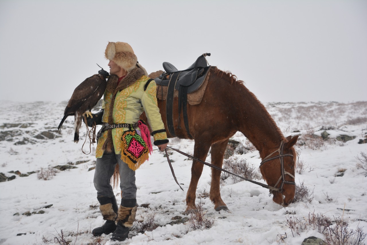 Búrkit salǵan kún