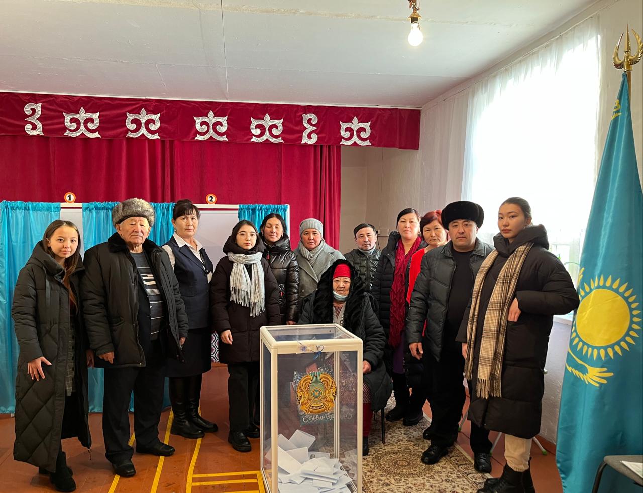 Bir áýletten birden 12 adam daýys berdi