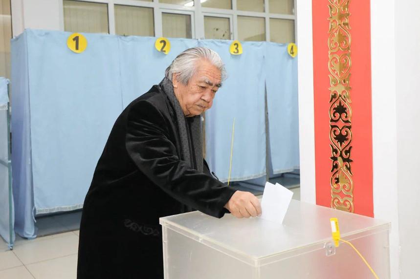 Yntymaǵy zor qoǵam