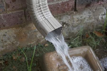 Sarsańǵa salǵan sýaǵar