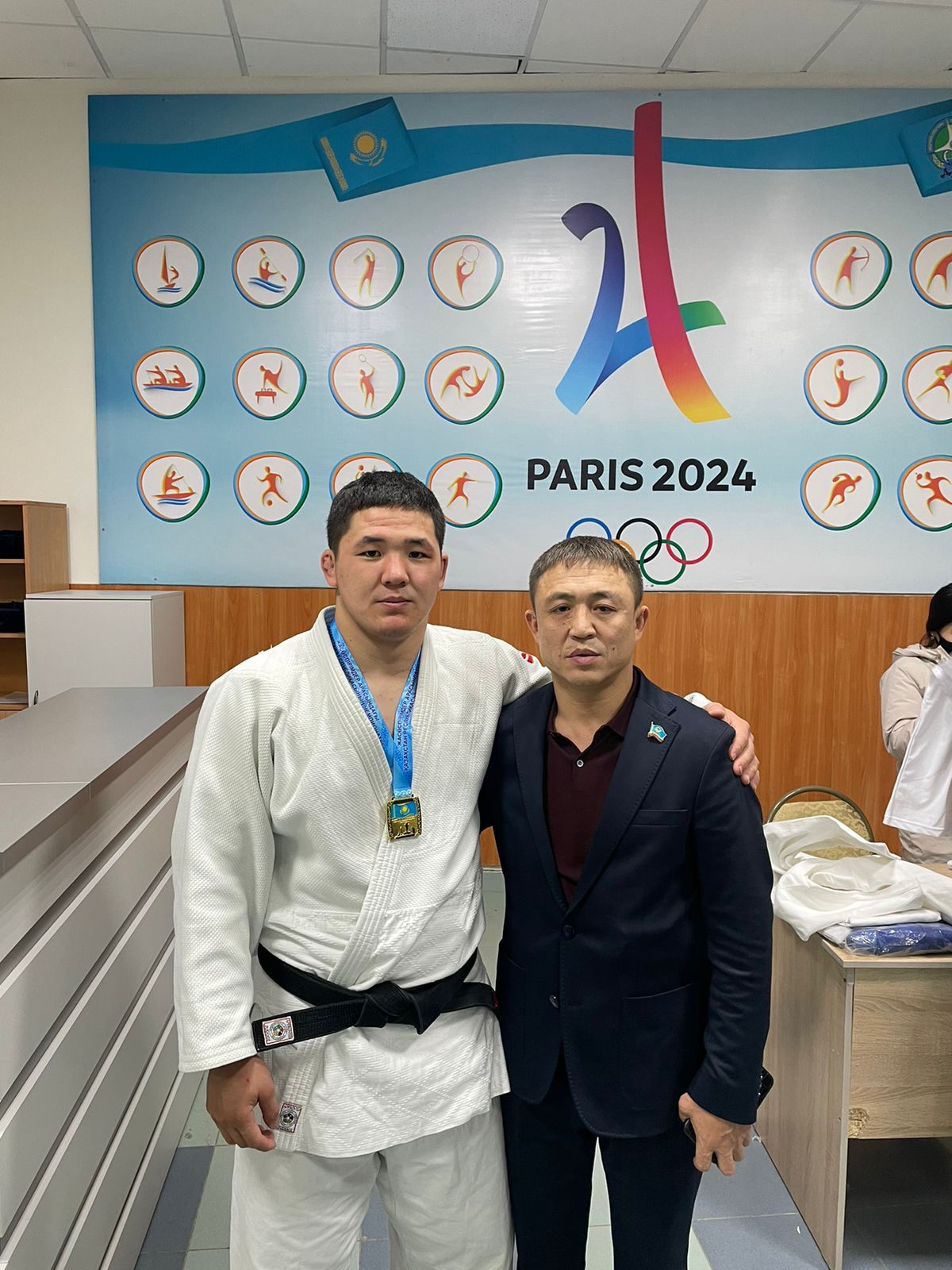 Jastardyń qarqyny kúshti