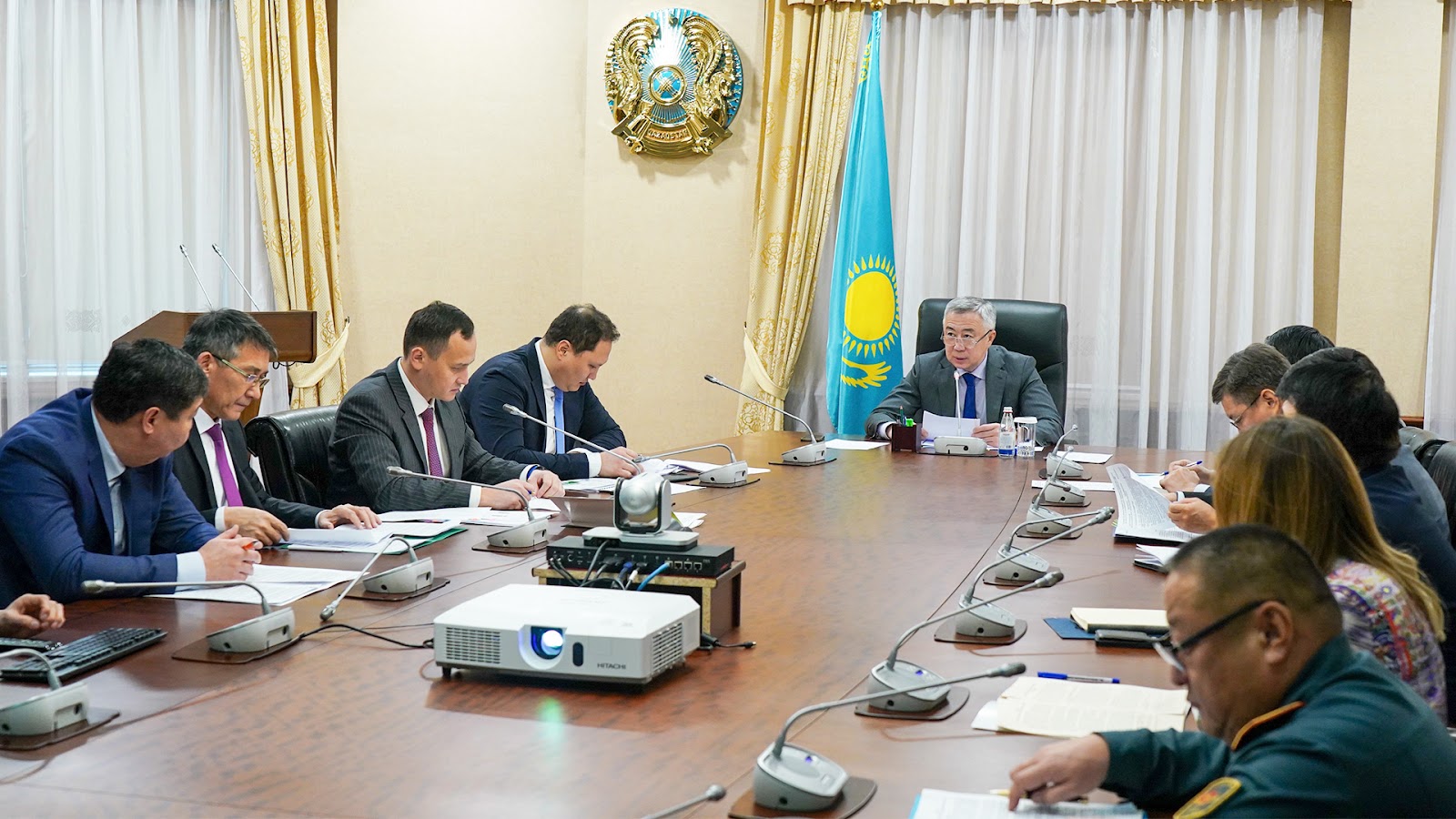 Jeńil ónerkásipti qoldaý qajet