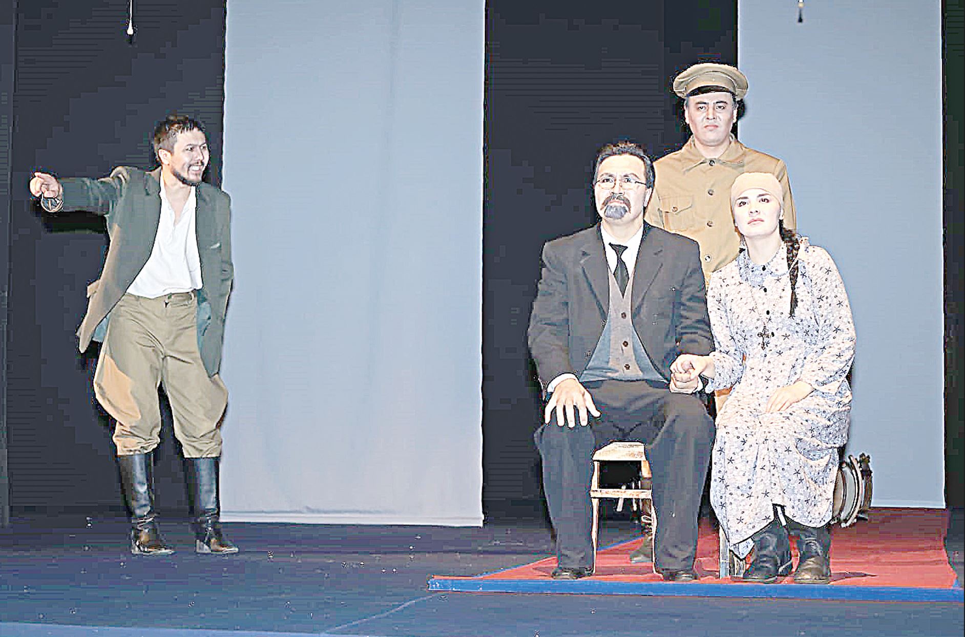 Qostanaıda qazaq teatry ashyldy