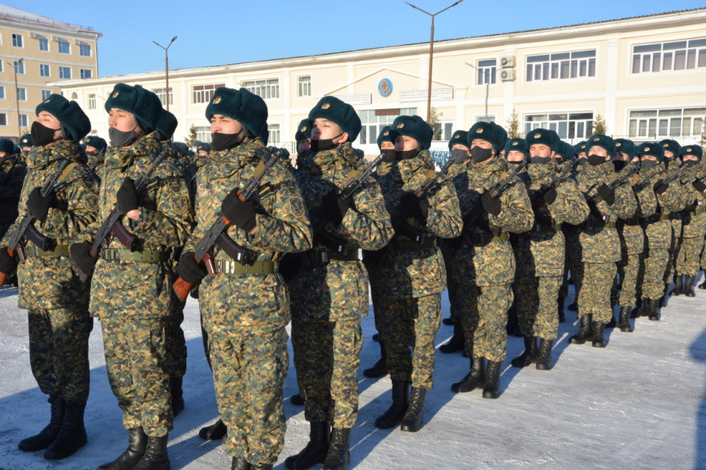 Áskerı bólimmen qoshtasty