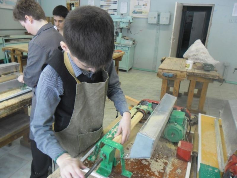 Kásibı baǵdar eńbekke baýlýdan bastalady