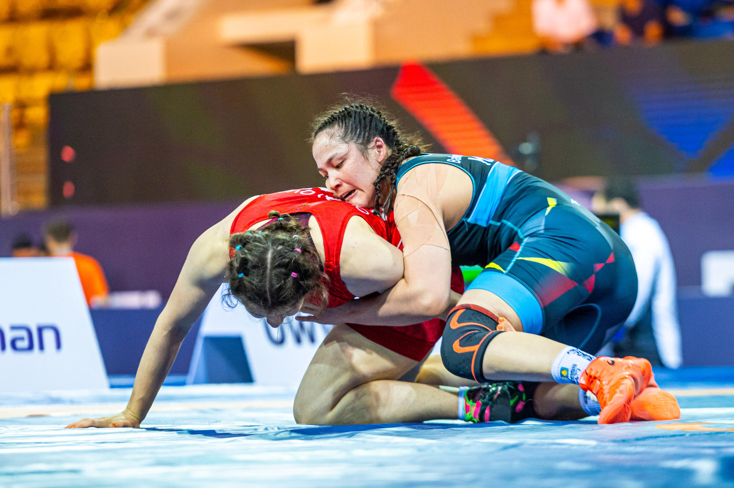 Álem kýbogine kimder qatysady?