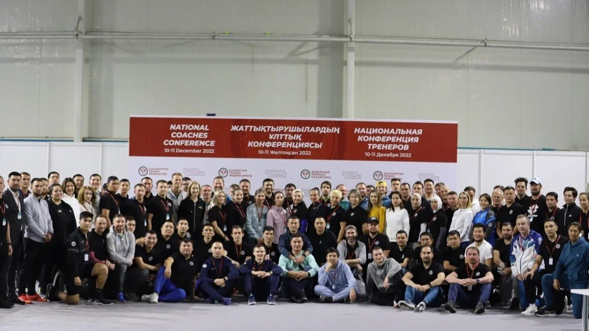 Mamandar Almatyda bas qosty