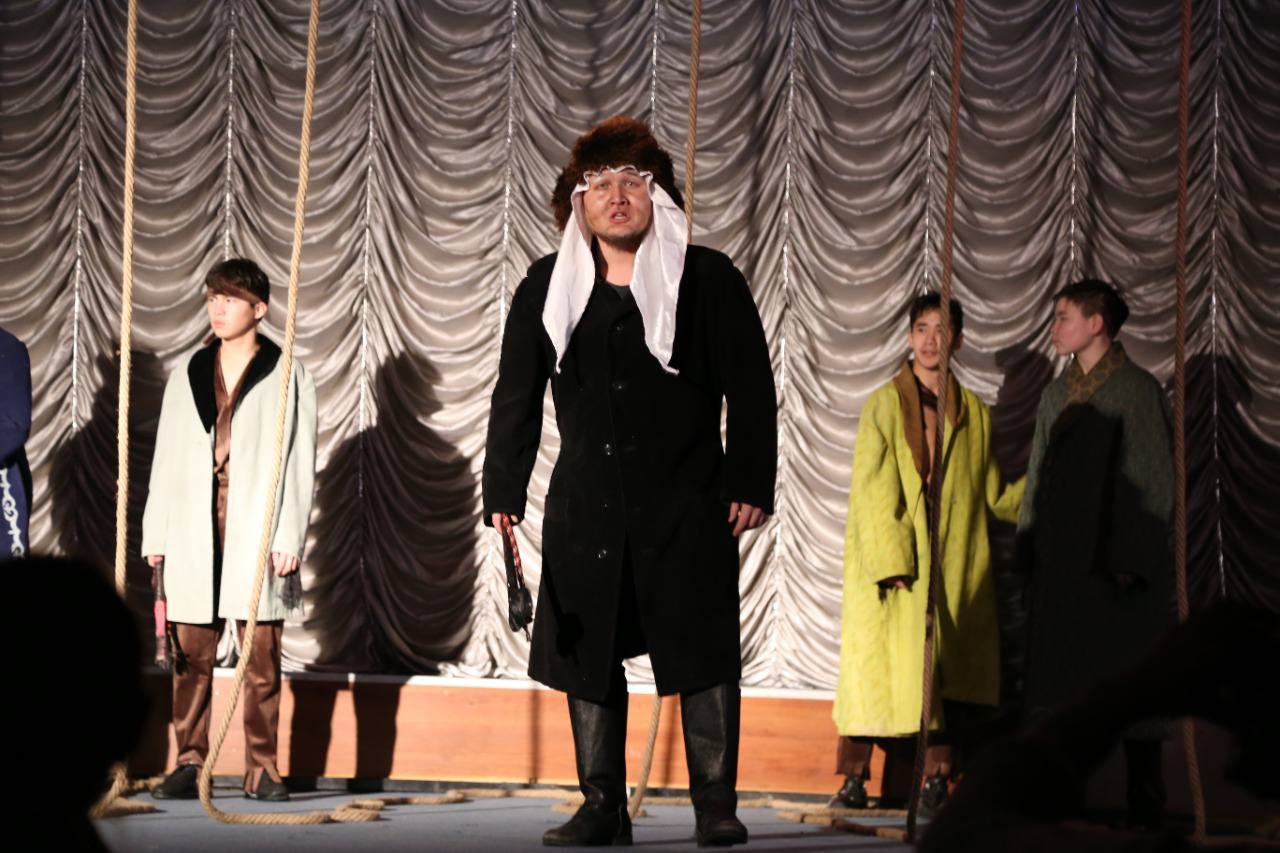 Qalamger murasy sahna tilinde