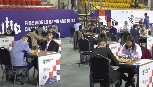 «Koroldiń» aýyly alystap barady