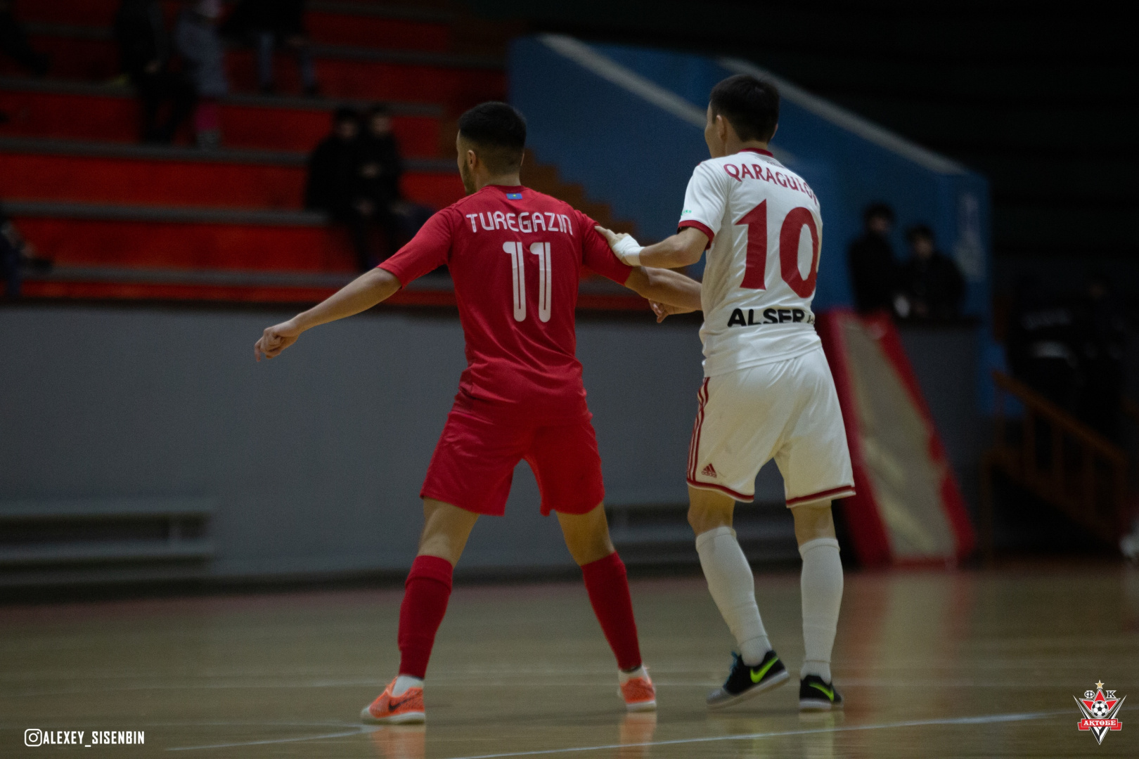 «Qaırat» qamshy saldyrmaı keledi