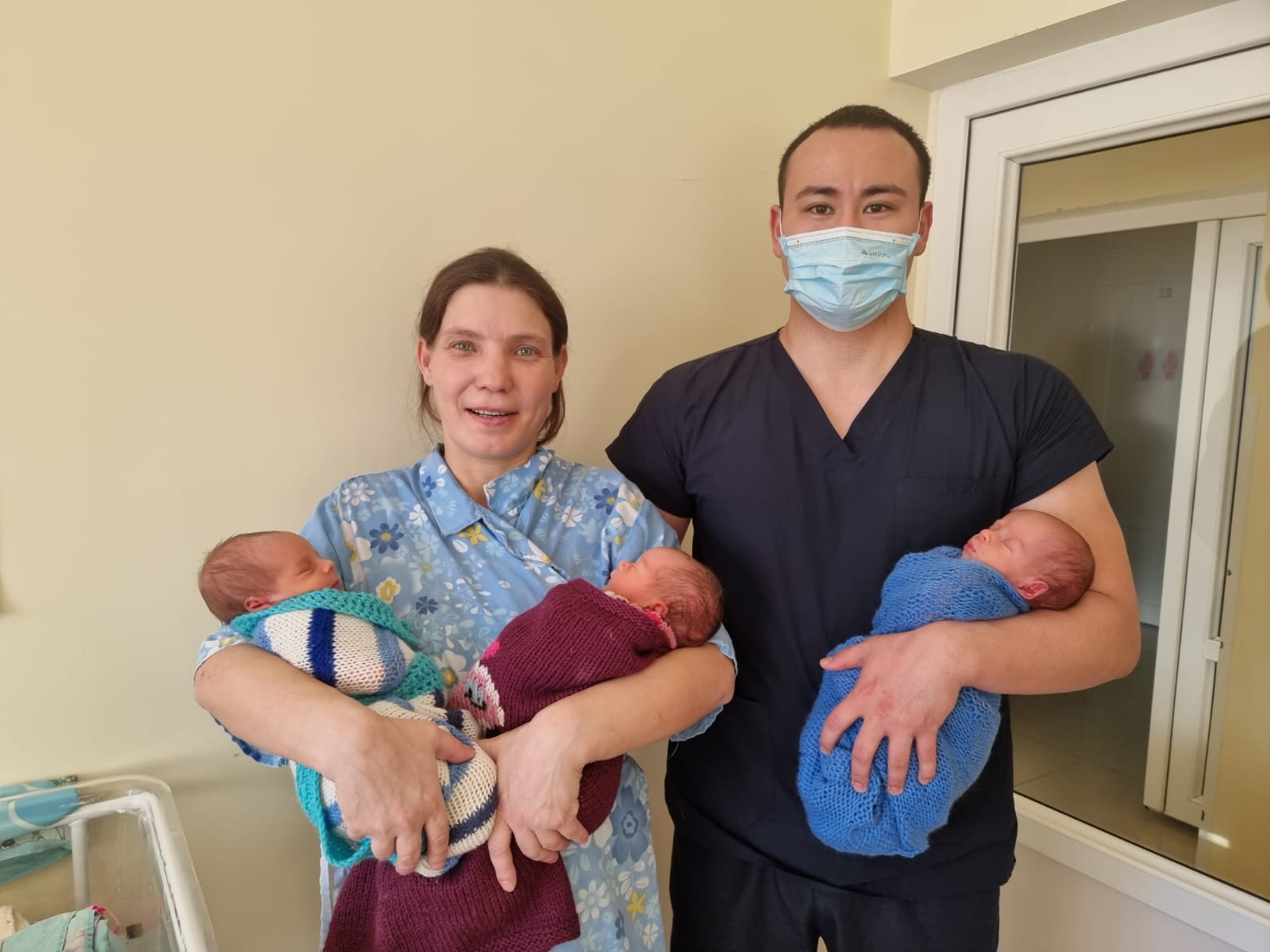 Meńdiqarada da úshem dúnıege keldi