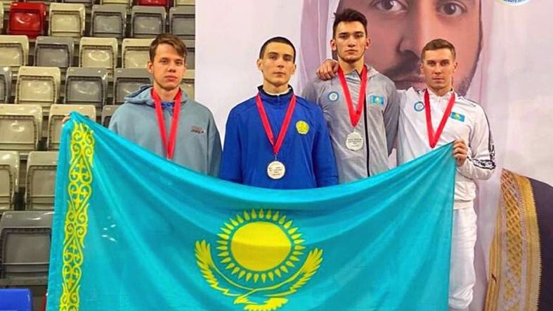 Bahreınde  eki júlde buıyrdy