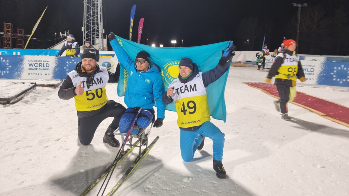 Parabıatlonnyń qos medali