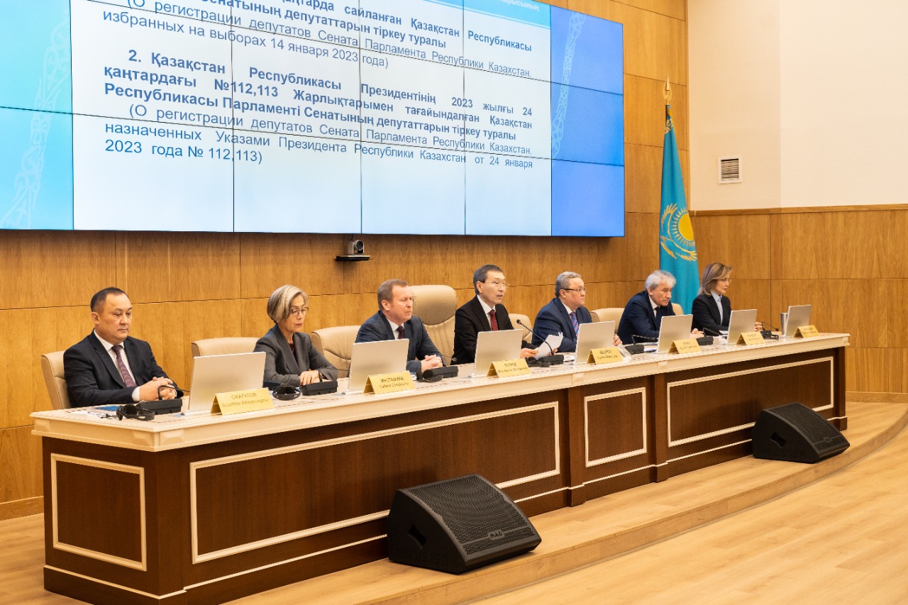 Depýtattar tirkeldi