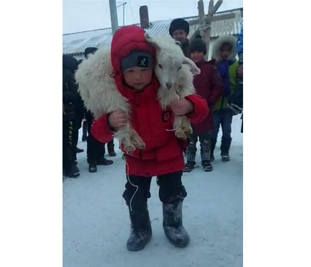 Aýyl balasynyń ermegi