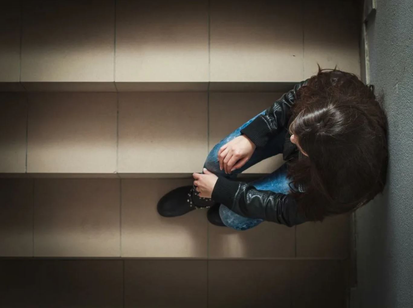 Baqylaýsyz bala jamandyqqa úıir