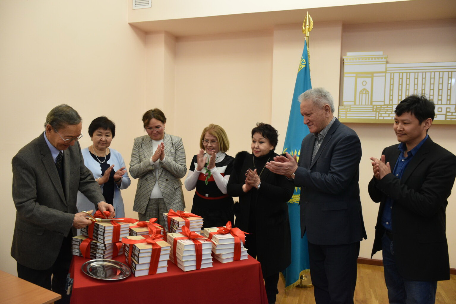 Qazaq-qalmaq ǵylymı yqpaldastyǵy