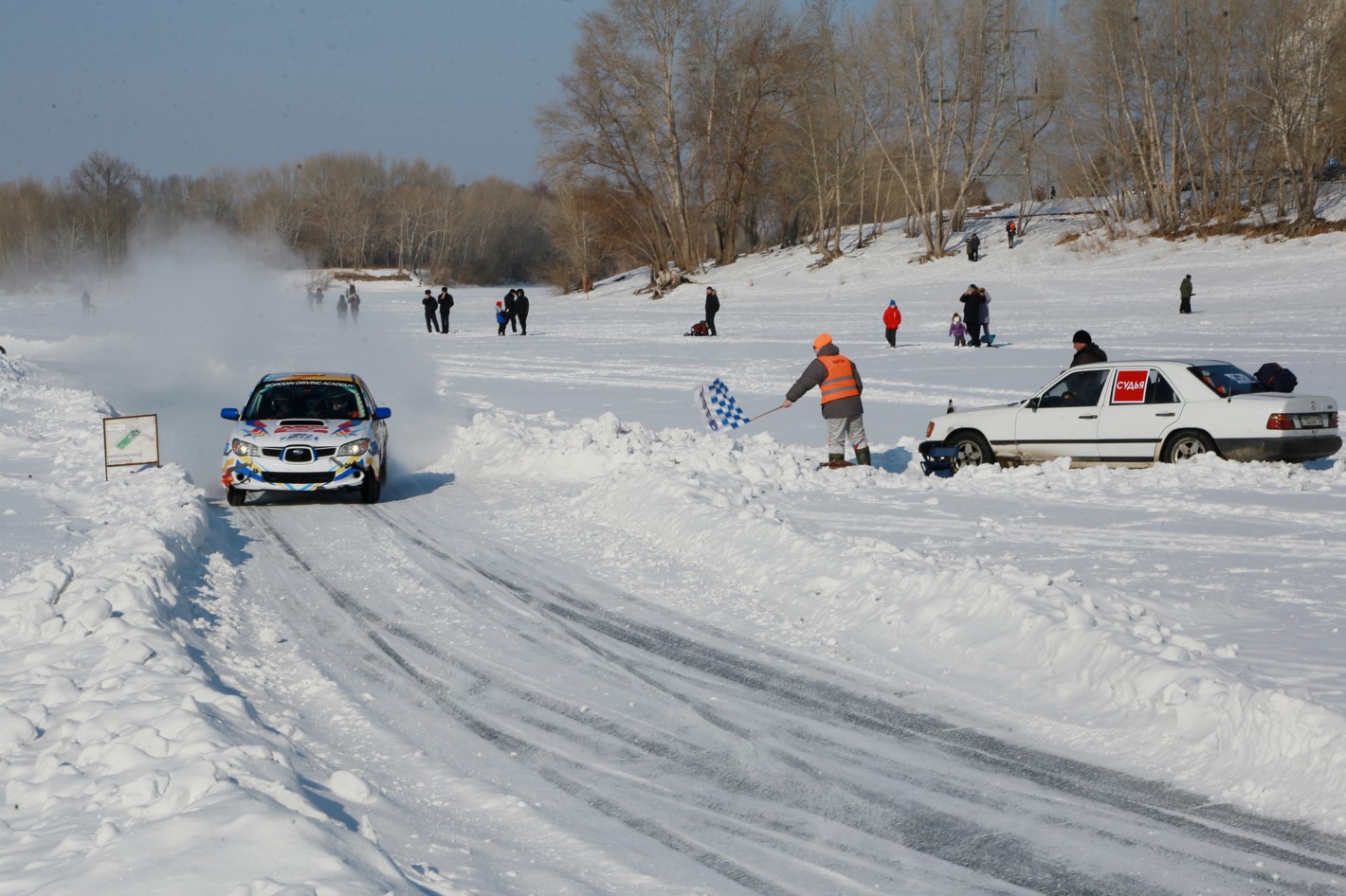 Muz ústindegi saıys