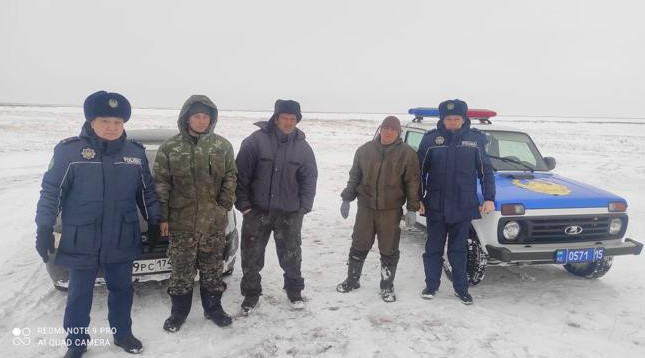 Balyqqa baramyn dep bastaryn joǵalta jazdady