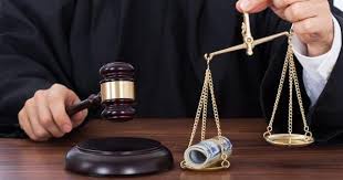 Semeıde para berýshi men alýshyǵa 136 mln teńge aıyppul salyndy