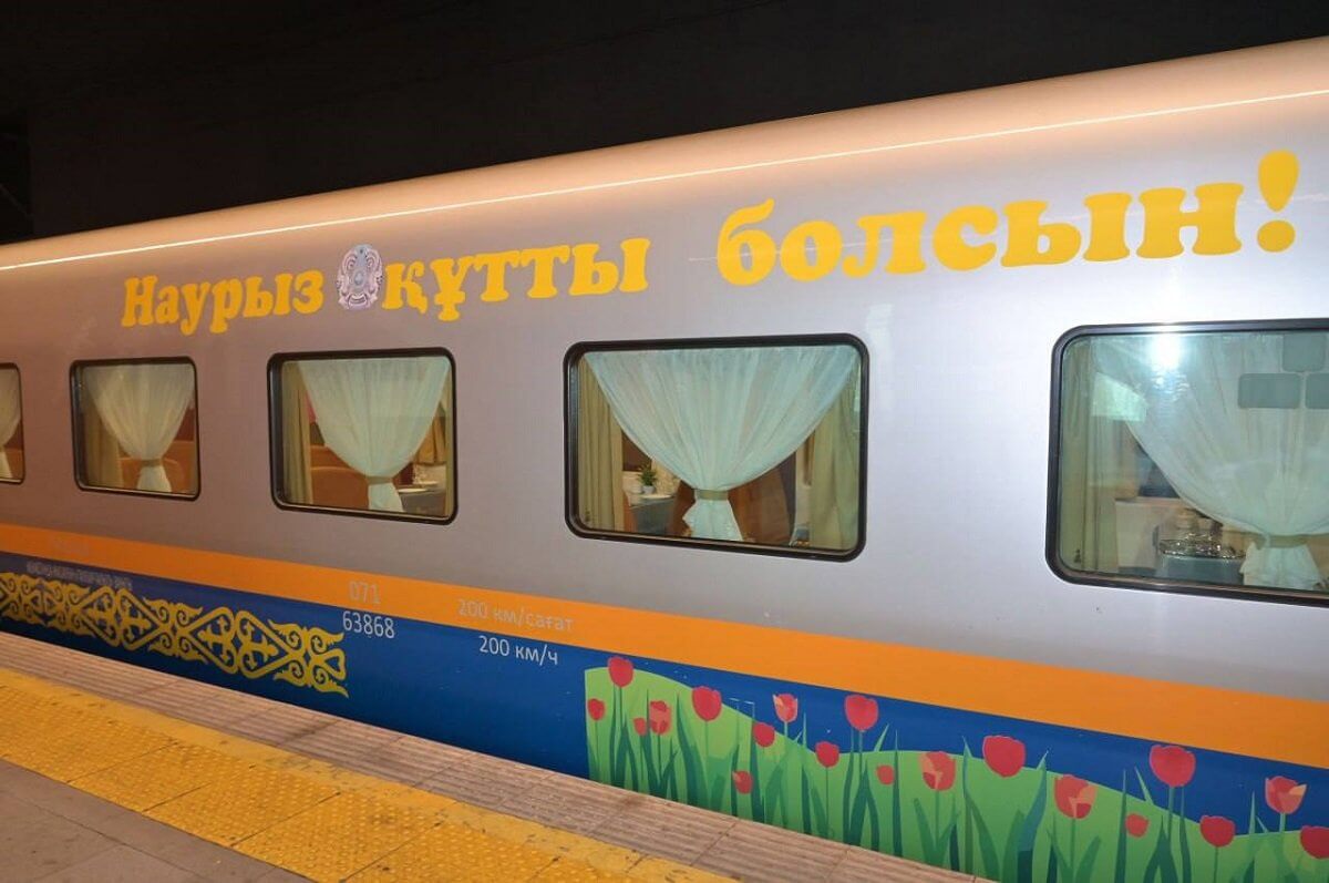 «Naýryz» poıyzy jolǵa shyqty