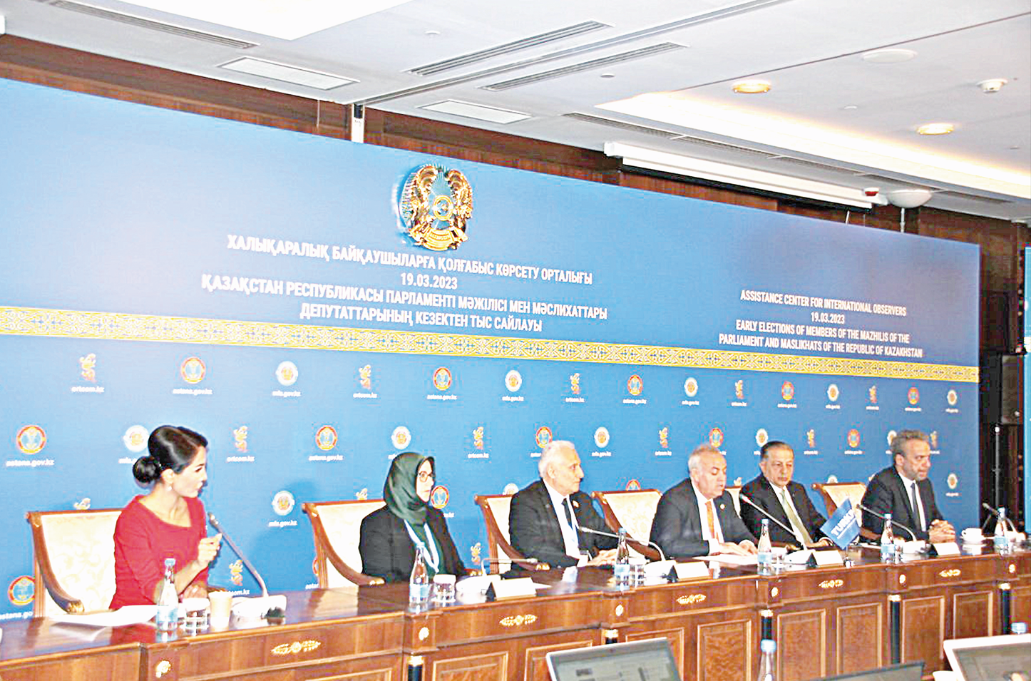 Sheteldik baıqaýshylar: Qazaqstan demokratııaǵa tolyq bet burdy