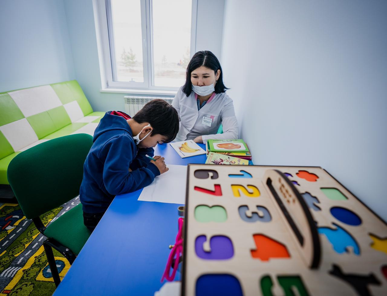 Áleýmettik turǵydan osal toptaǵy azamattardy qoldaý mańyzdy - Prezıdent