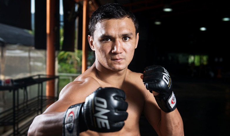 Ahmetov Amerıkada aıqasady