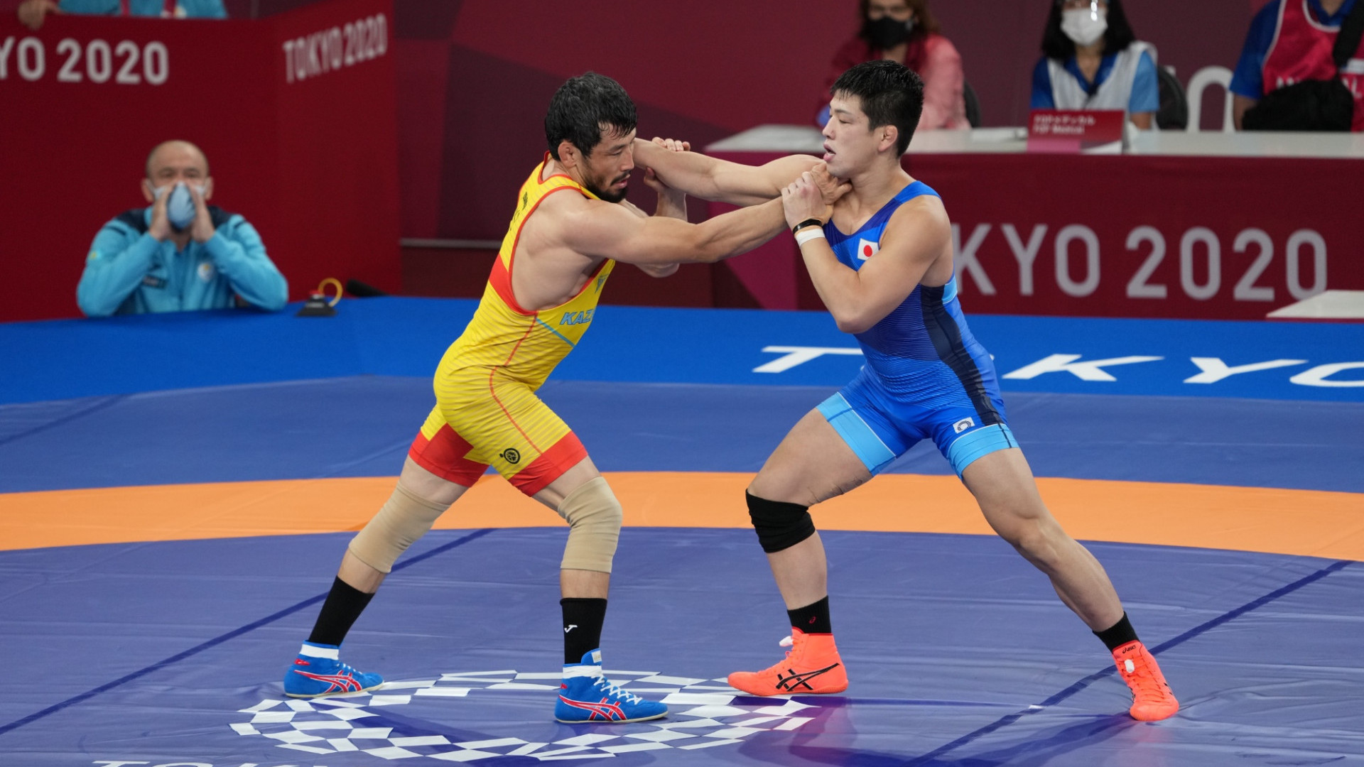 El namysyn kimder qorǵaıdy?