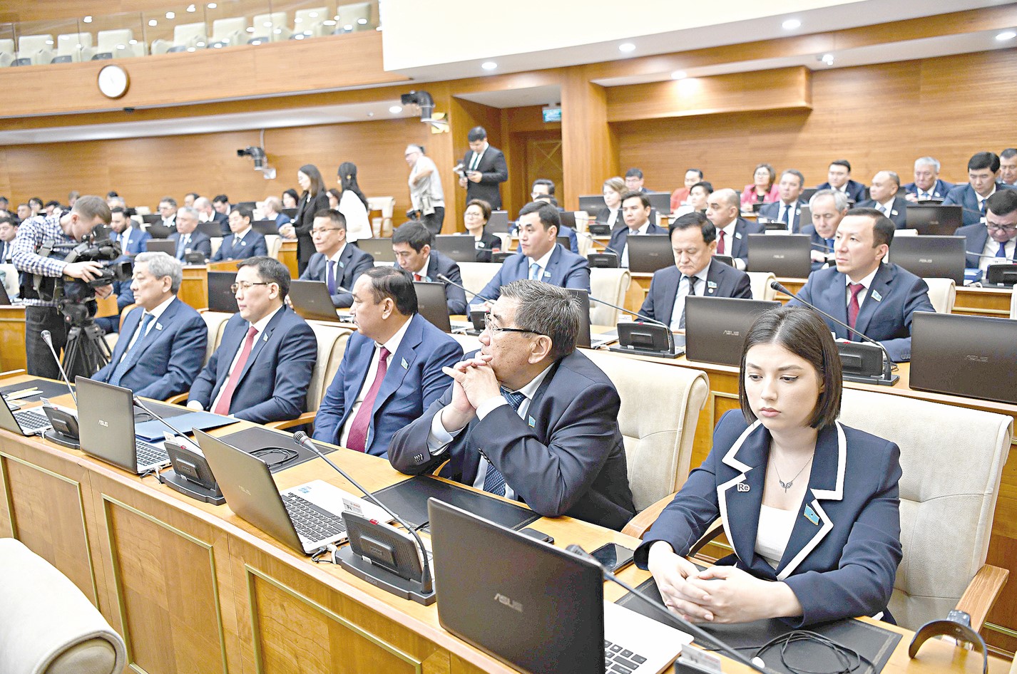 О́ner adamy úshin mańyzdy