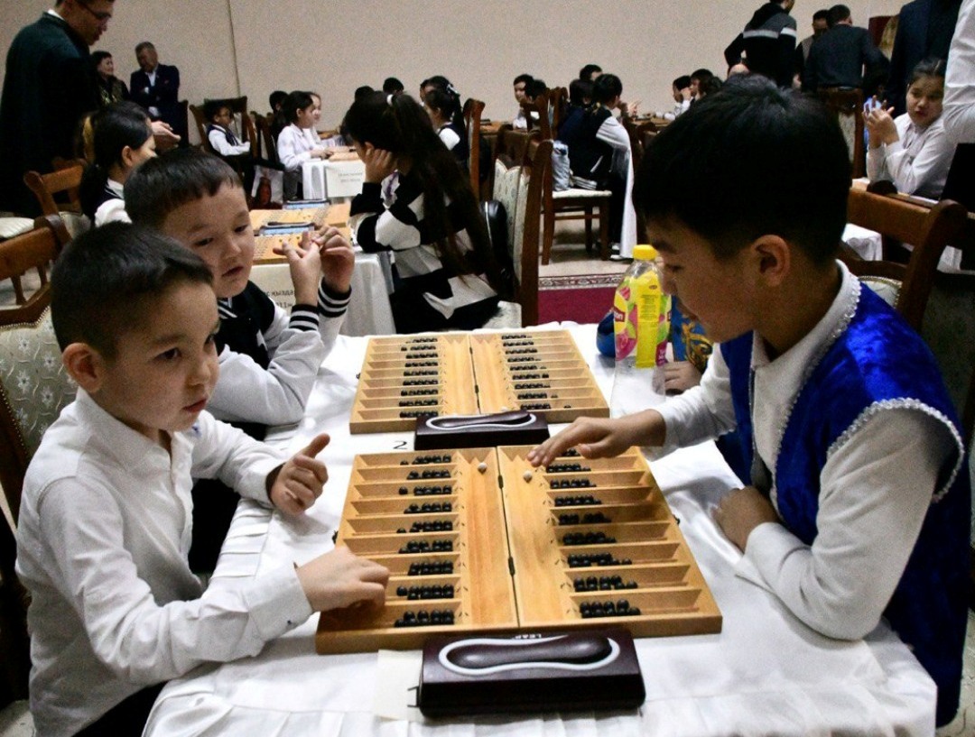 Qańtarbaev týrnıri