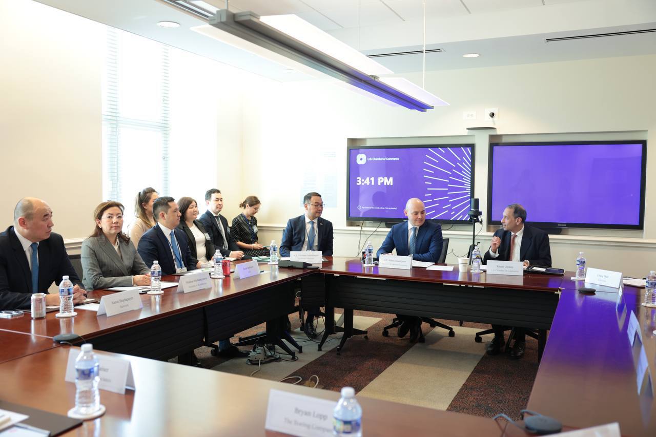 Álibek Qýantyrov amerıkalyq iri kompanııalardyń basshylarymen kezdesti