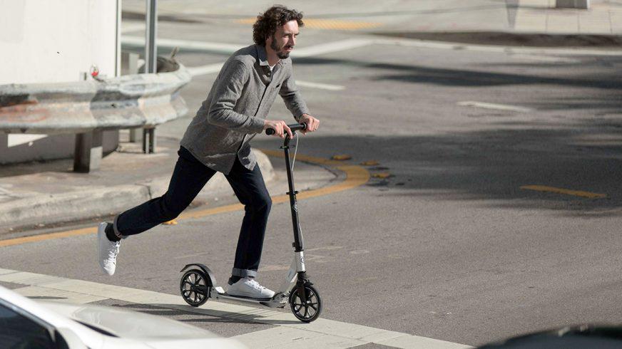 Elektr samokatty paıdalaný erejeleri