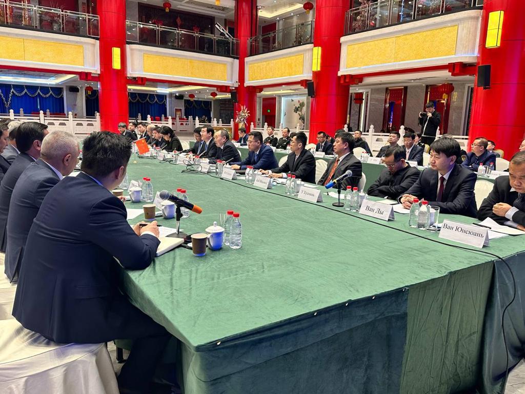 Shyǵys qaqpasy: Kedendegi keptelis azaıa ma?