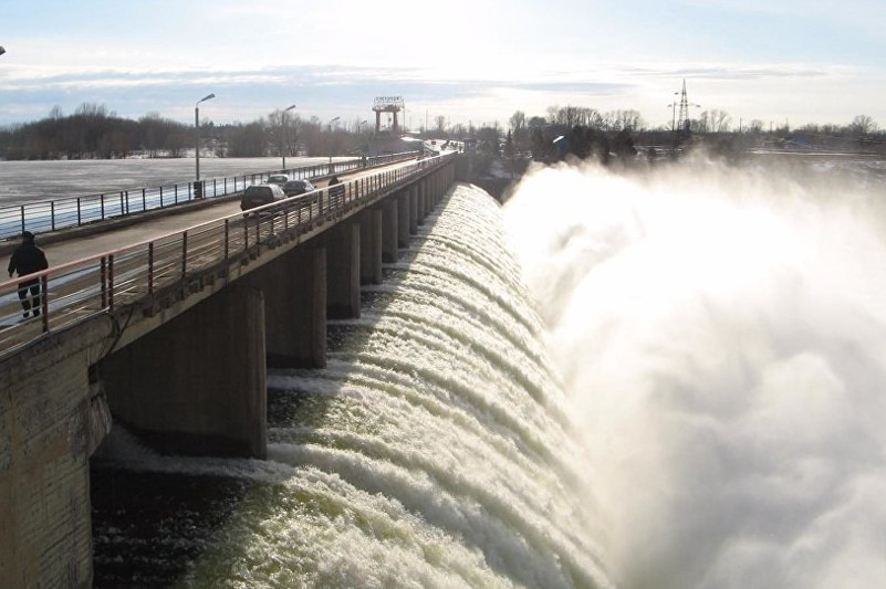 «Esil tasyp barady, jardan asyp»...