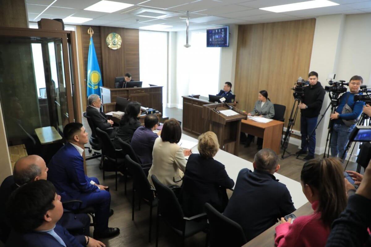 Muhamedıuly ózin uıqamaqqa jiberýdi surady