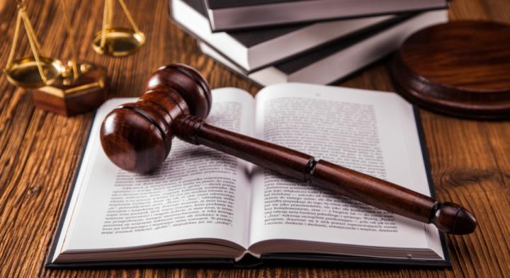 Ákimshilik quqyq týraly kitap