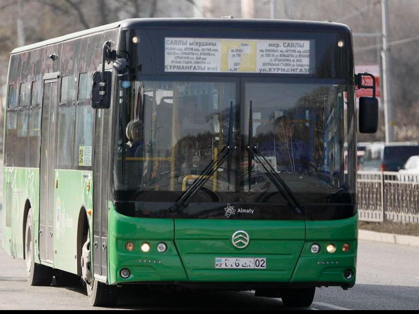 Almatyda birqatar avtobýstyń baǵyty ýaqytsha ózgeredi