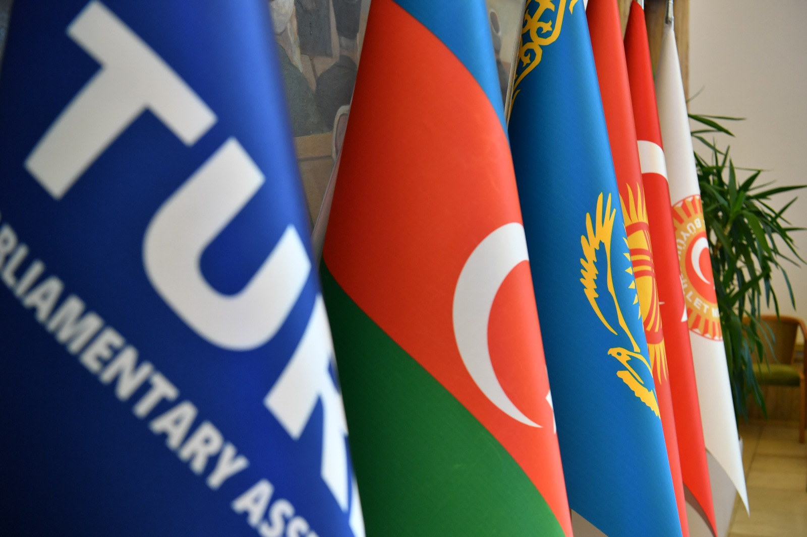 Májilis tóraǵasy TúrkPA-nyń HII plenarlyq otyrysyna qatysty