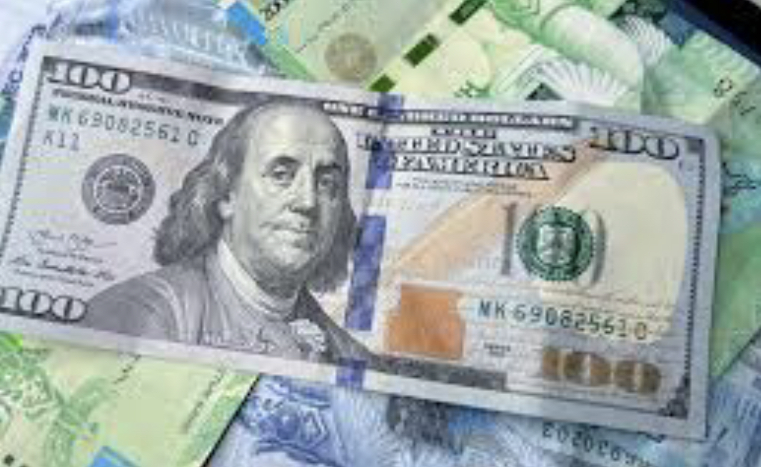 Aqsha aıyrbastaý oryndarynda dollar baǵamy belgilendi