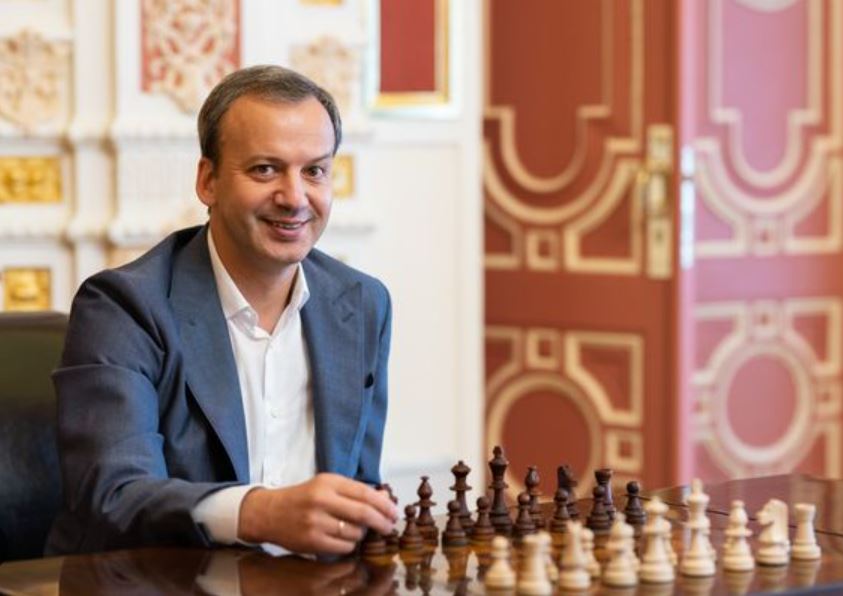 Arkadıı DVORKOVICh: Qazaqstanǵa taǵy bir úlken jobamen kelemiz